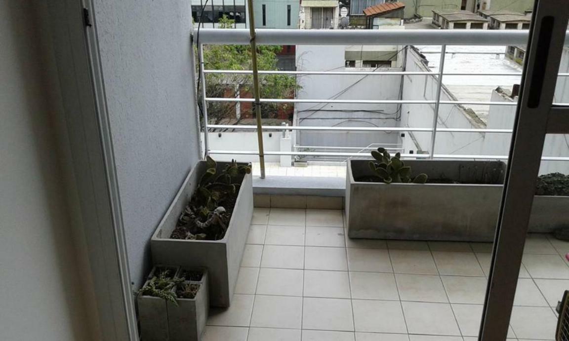 Recoleta- Comodo Departamento En El Centro